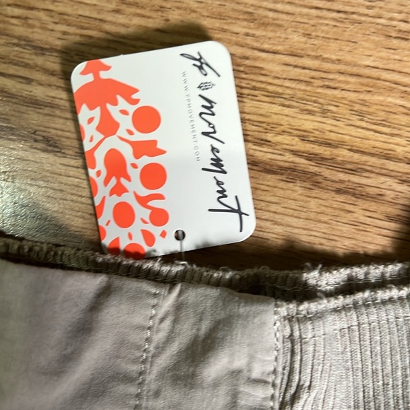 Free People Movement Mesmerize Me Pants light tan size large.  A548 - Picture 6 of 9